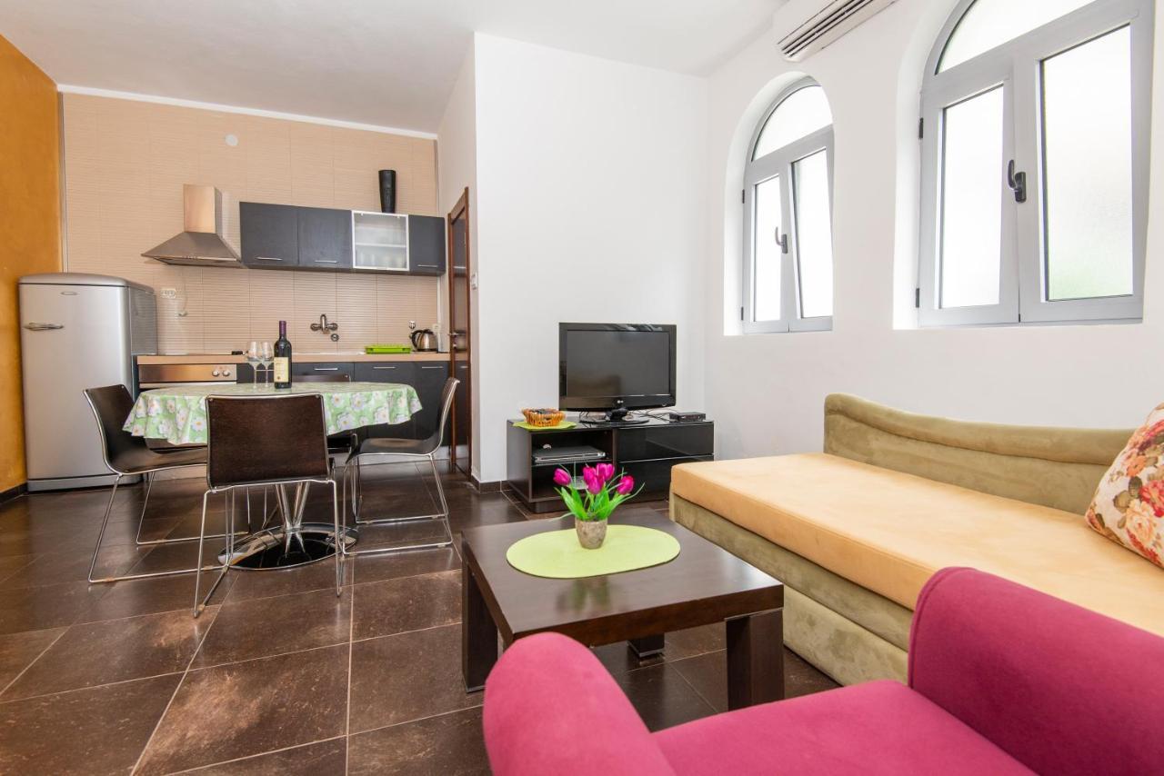Gemma Di Cattaro Apartments Exteriör bild